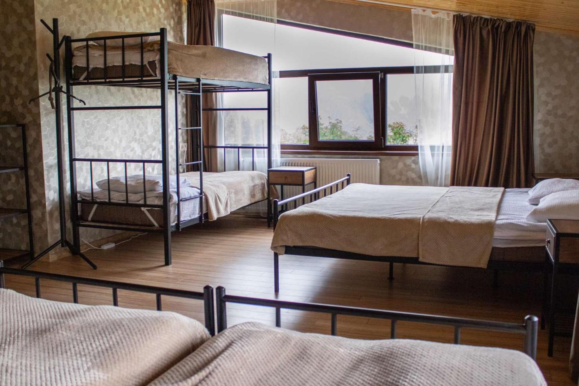 Hotel Garemta à Kazbegi Extérieur photo