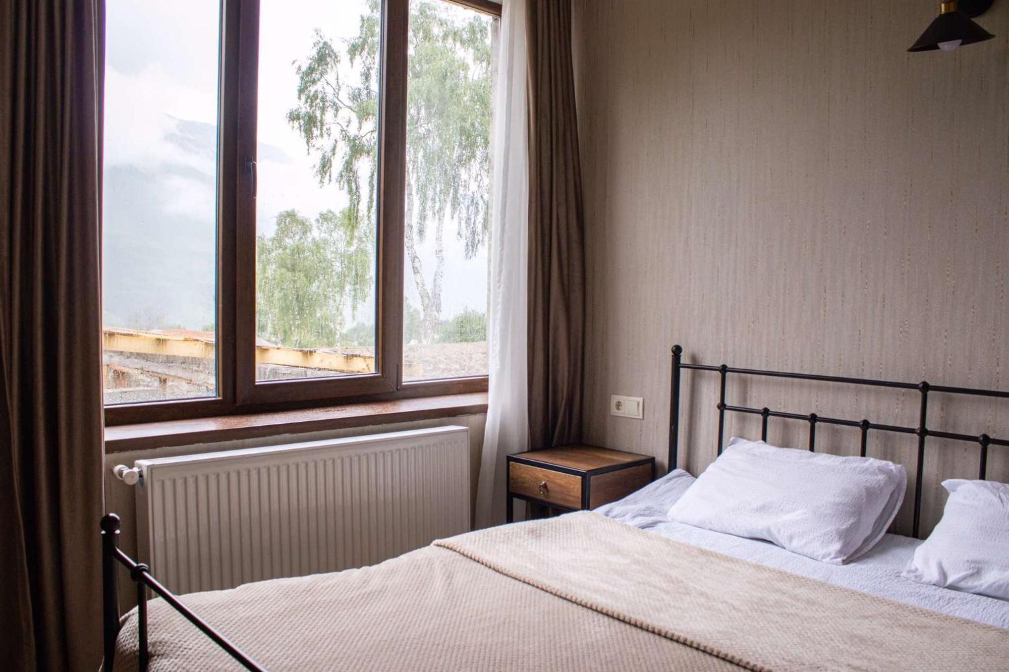 Hotel Garemta à Kazbegi Extérieur photo
